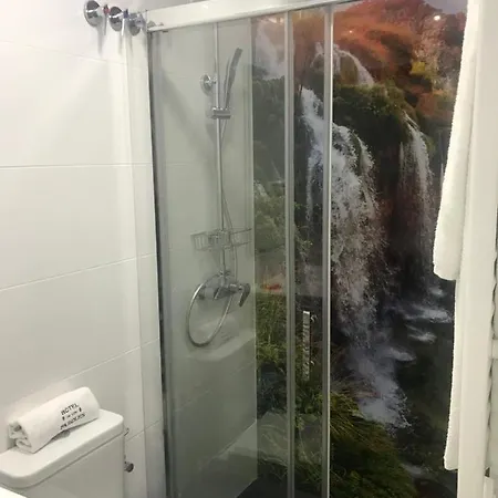 Viana Quarto em Acomodações Particulares Córdova